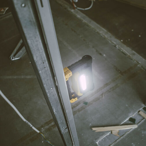 18648 • Multifunkčný reflektor- dvojitý LED