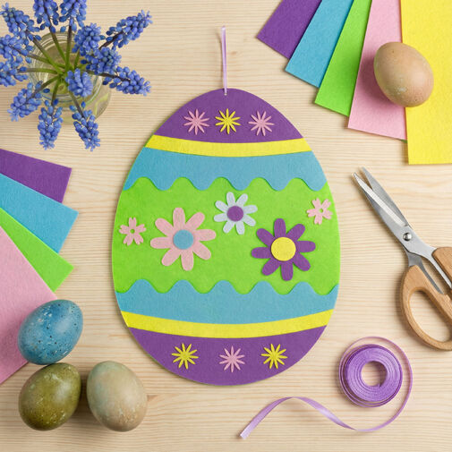 57980 • Veľkonočná filcová závesná dekorácia - vajíčko - 38 cm x 28 cm - 3 druhy